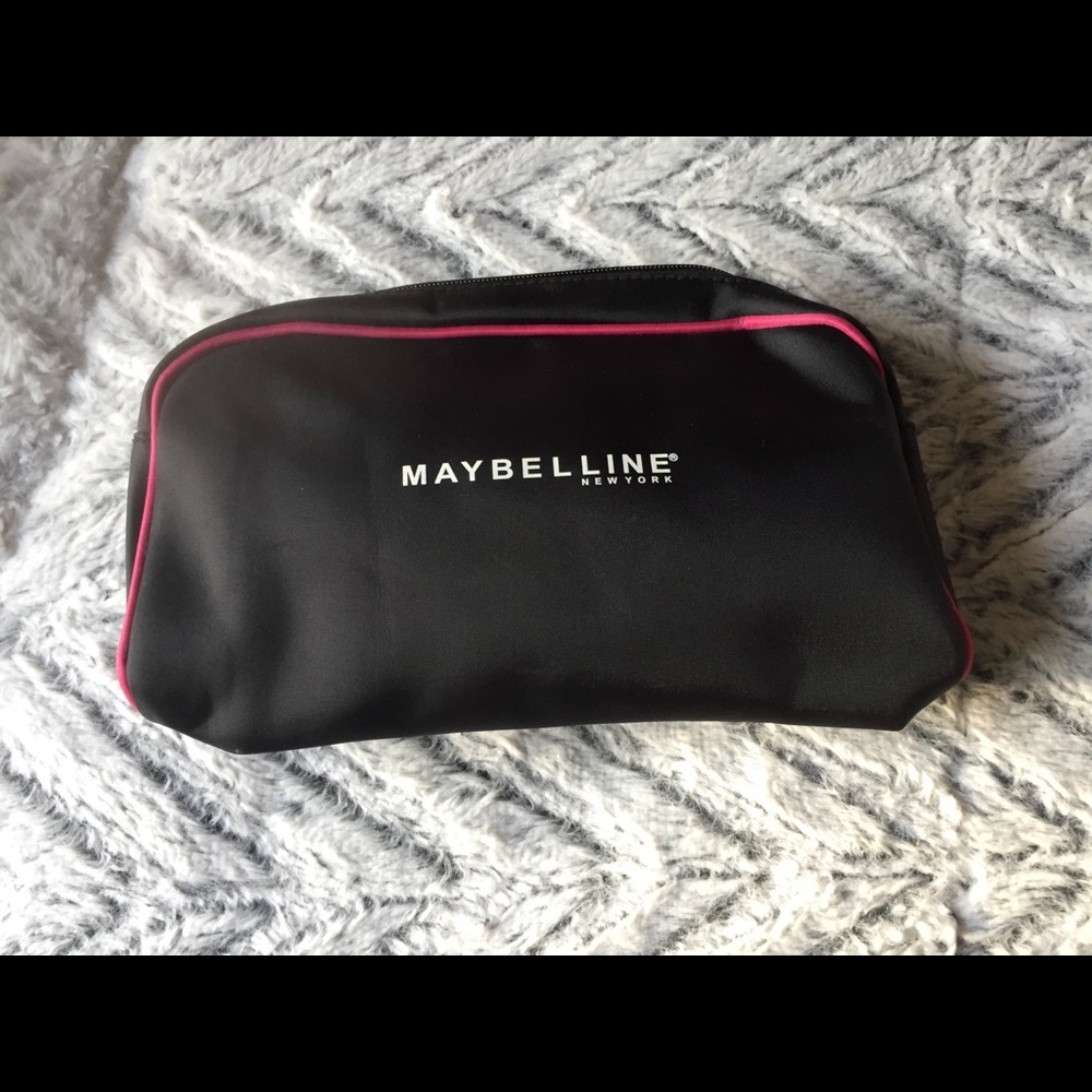 NWOT Maybelline Makeup 💄 Bag 💼